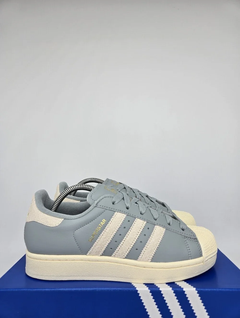 adidas Women's Superstar II KH8874 Cream White Snakeskin Sage Shoes Size 6.5